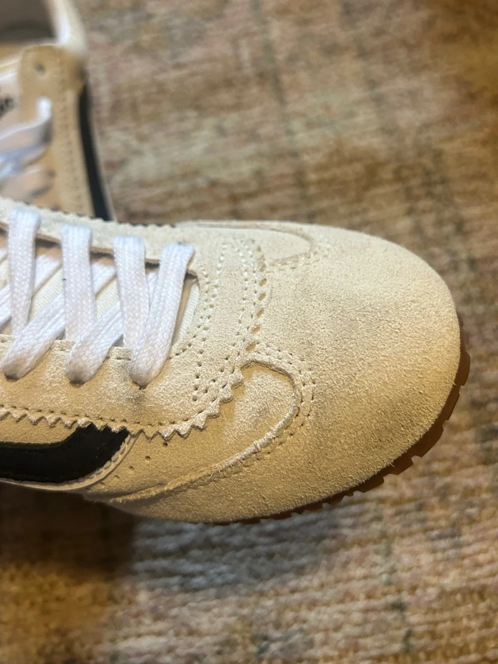 Vans Serio Low-Top Sneakers